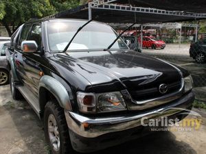 2005 Toyota Hilux 2.5 G Pickup Truck -- WELL MAINTAINED --