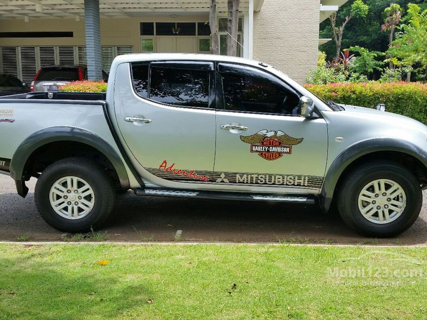 Jual Mobil Mitsubishi Strada Triton 2010 Exceed Hi-Power 2.5 di DKI 