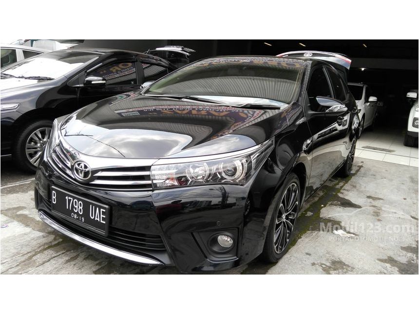  Jual Mobil Toyota Corolla  Altis 2014 V 1 8 di DKI Jakarta 