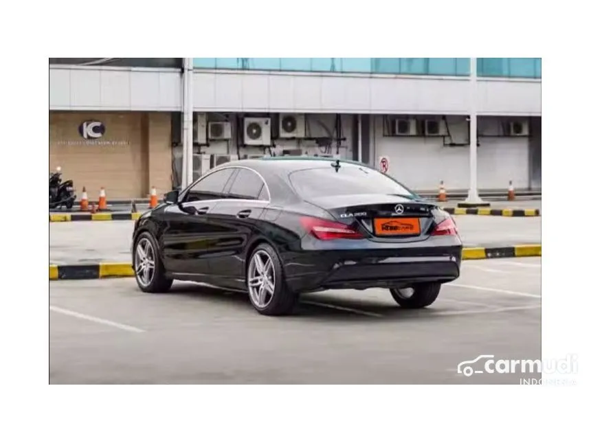 2016 Mercedes-Benz CLA200 Urban Coupe
