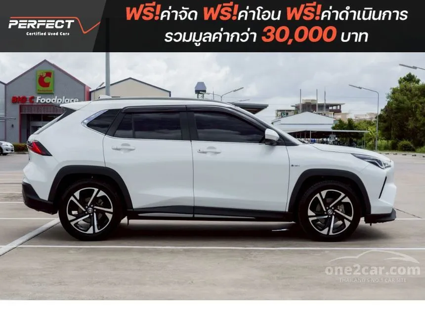 2023 Toyota Yaris Cross HEV Premium Luxury SUV