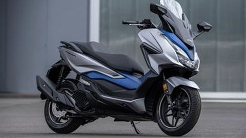 Honda Forza 125 2021, Maxi Scooter yang Irit BBM