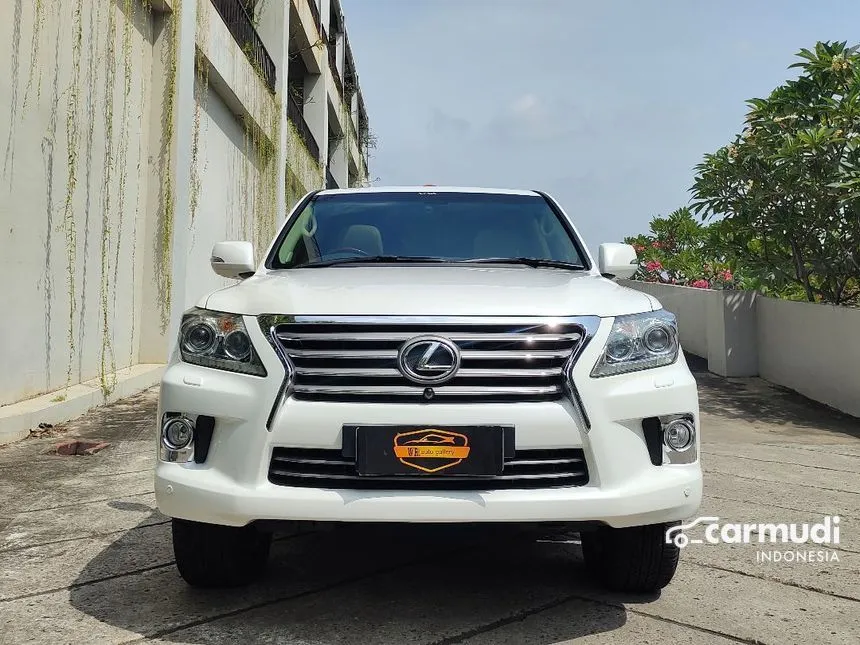 Jual Mobil Lexus LX 570 2012 5.7 di DKI Jakarta Automatic SUV Putih Rp 1.190.000.000