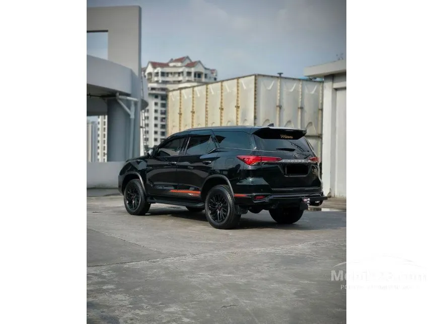 2019 Toyota Fortuner VRZ TRD 4X2 SUV