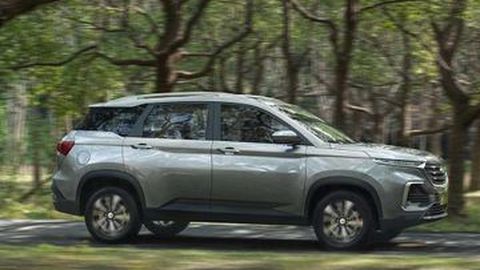 Wuling Almaz Buatan Indonesia Akan Diekspor Sebagai Chevrolet Captiva