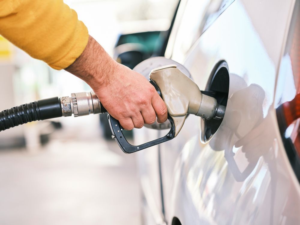 FUELSAVING TIPS How to Reduce Fuel Consumption with GasSaving Cars
