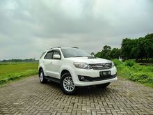Toyota Fortuner 2.5 G AT VNT Diesel 2015 Putih DP 16jt,Free Smartphone Tanpa Diundi
