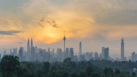 Malaysian Economy on Track for Solid Growth in 2022 - Potentially Higher Car Sales?