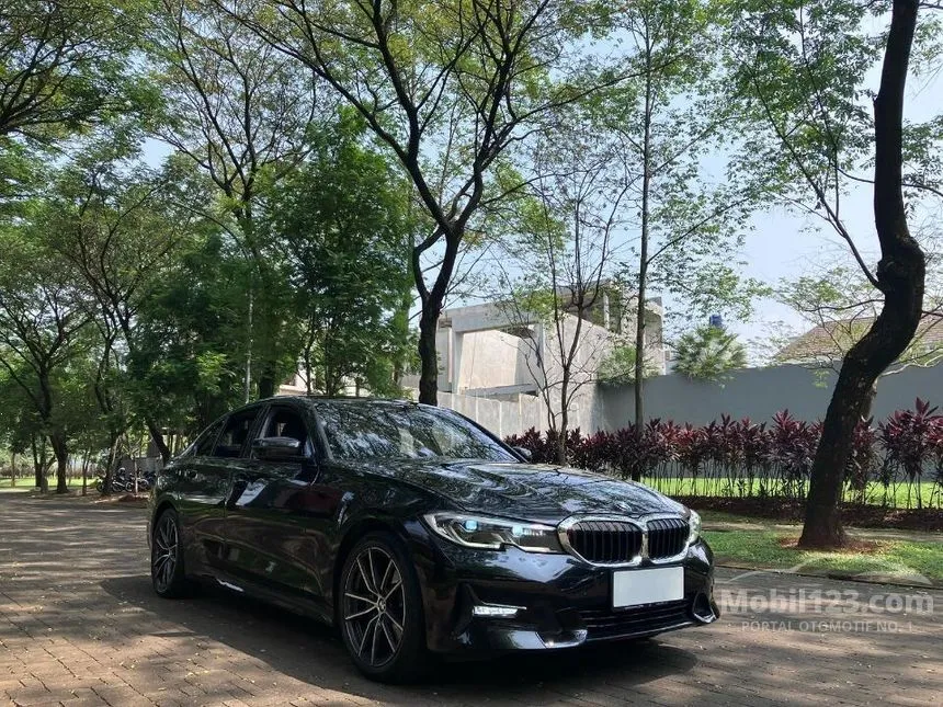 Jual Mobil BMW 320i 2020 Sport 2.0 di DKI Jakarta Automatic Sedan Hitam Rp 625.000.000