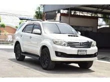 2012 Toyota FORTUNER 3.0 (ปี 12-15) V 4WD SUV