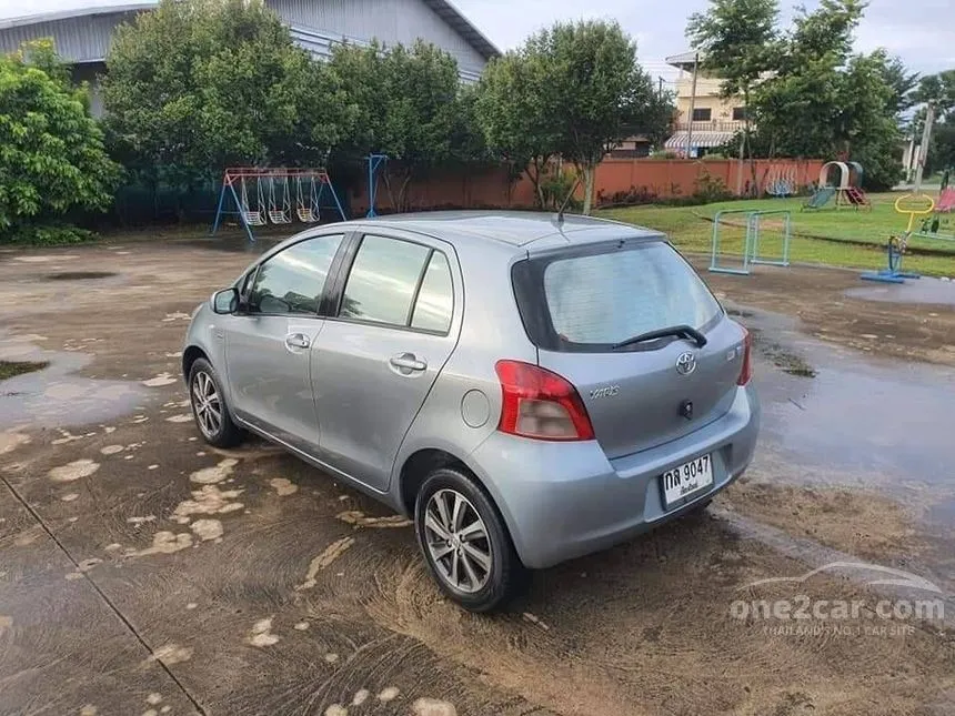 2006 Toyota Yaris E Hatchback
