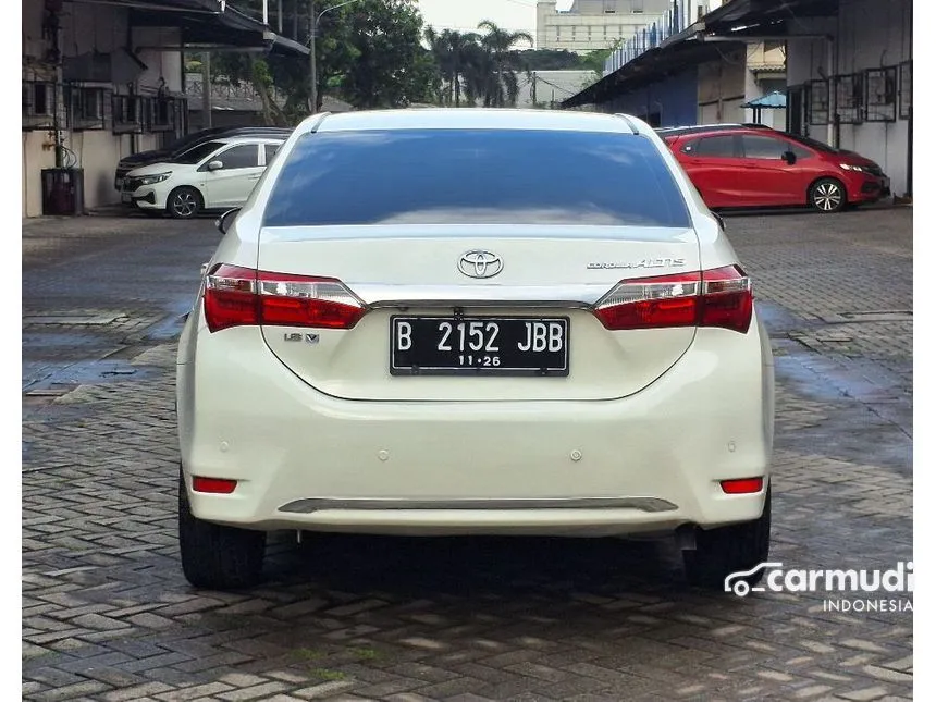 2015 Toyota Corolla Altis V Sedan