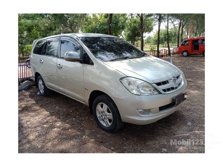 Jual Mobil Toyota Kijang Innova 2005 G 2.0 di Jawa Tengah Manual MPV Silver Rp 87.250.000