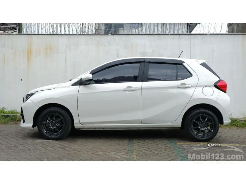 2024 Daihatsu Ayla R ADS Hatchback