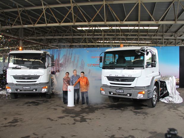 Mitsubishi Fuso Indonesia Luncurkan 2 Tractor Head Baru