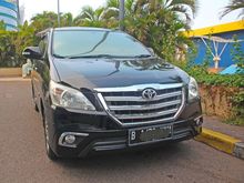 Innova 2.5 V AT 2014 diesel Hitam metalik