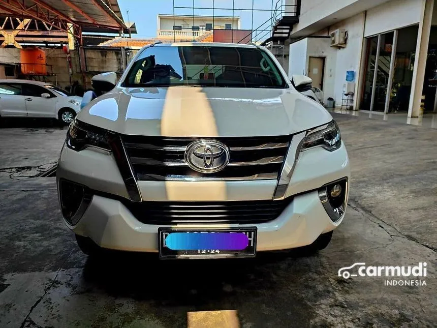 Jual Mobil Toyota Fortuner 2019 VRZ 2.4 di Jawa Barat Automatic SUV Putih Rp 375.000.000