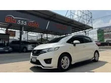 2015 Honda JAZZ 1.5 (ปี 14-22) V Hatchback