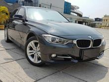 2014 BMW 320i 2.0 Sport pemakaian 2015