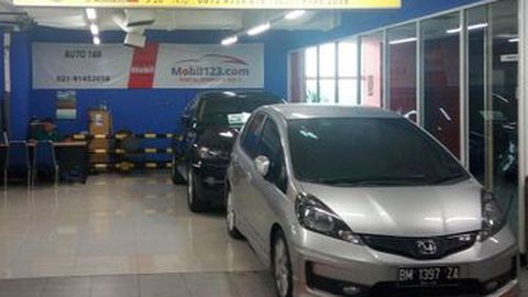 4 Keuntungan Membeli Mobil Bekas Secara Online