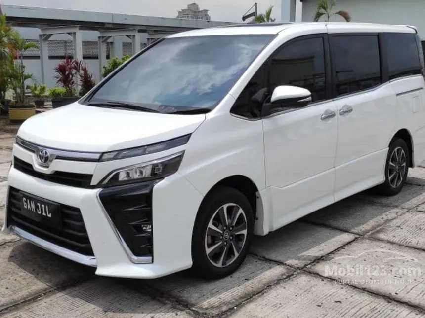 Jual Mobil Toyota Voxy 2018 2.0 di DKI Jakarta Automatic Wagon Putih Rp 335.000.000