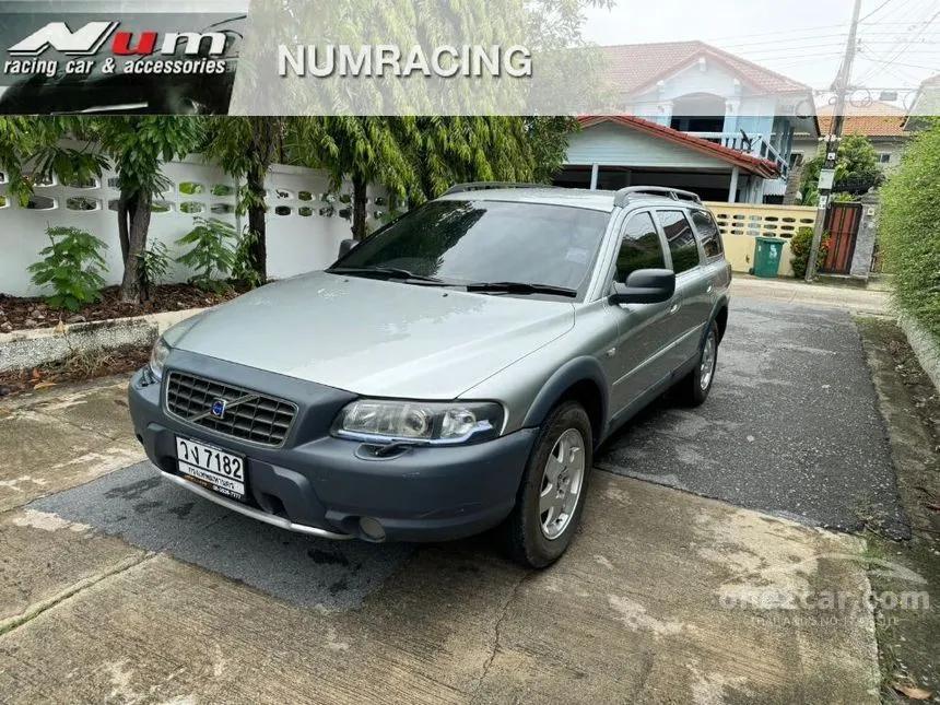 2002 Volvo V70 XC Wagon