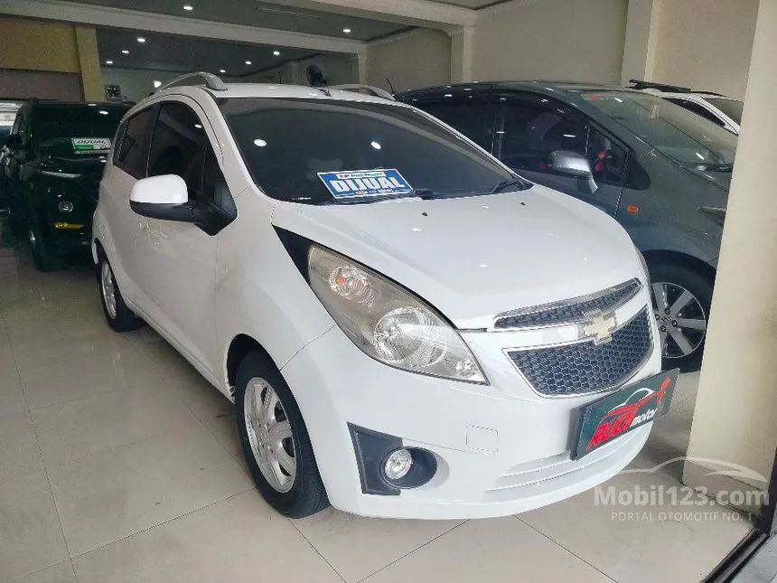 2011 Chevrolet Spark LT Hatchback