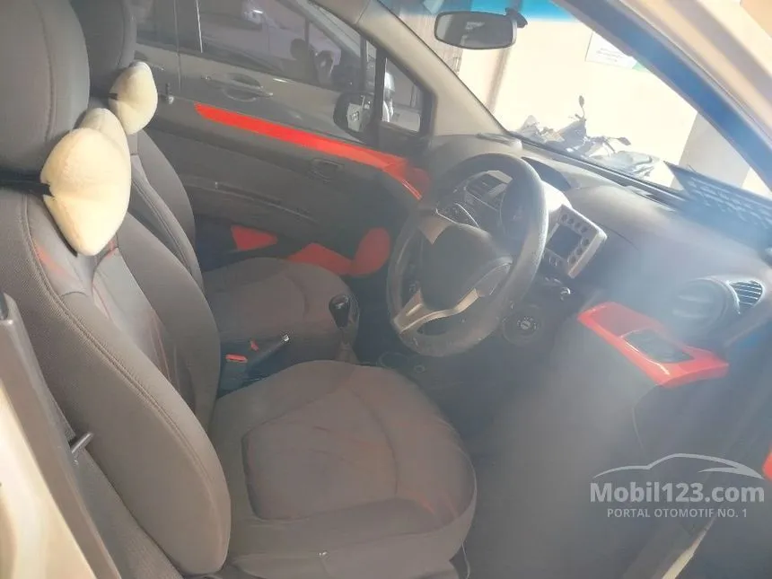 2011 Chevrolet Spark LT Hatchback