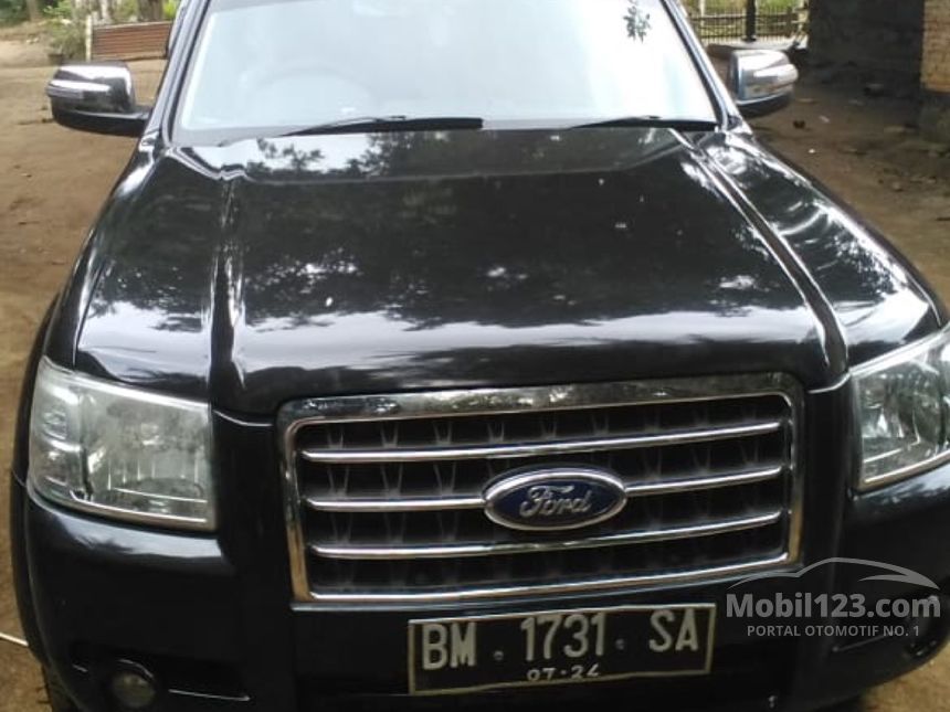 2008 Ford Everest 10-S SUV