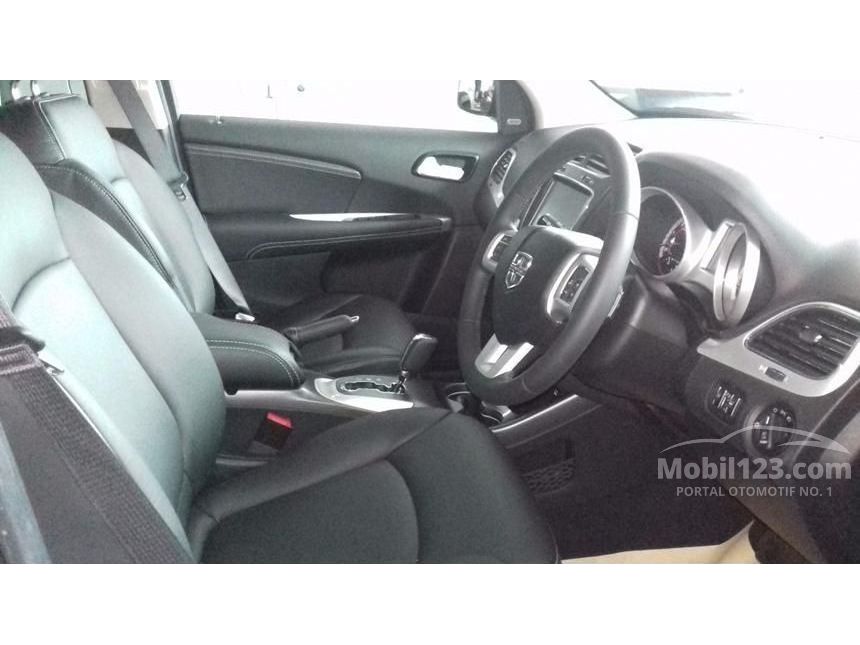 Jual Mobil Dodge Journey 2015 SXT Platinum 2.4 di DKI 