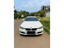 2013 BMW 320i 2.0 Sport Sedan White on Black Odo 59 Rb (TERMURAH)