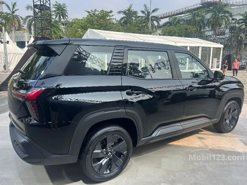 2025 Mitsubishi Destinator GLS SUV