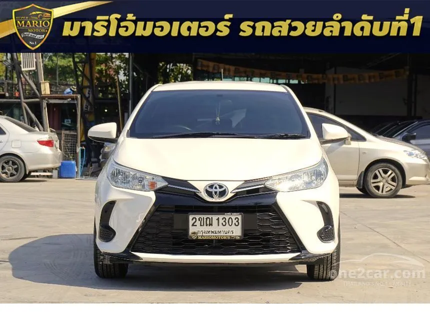 2021 Toyota YARIS Entry Hatchback