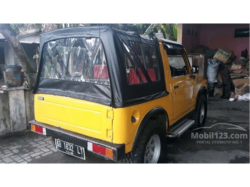 Jual Mobil Suzuki Jimny 1983 1.0 di Yogyakarta Manual Jeep Kuning Rp 49