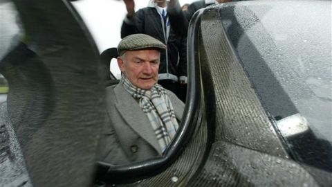 Ferdinand Piech Is Out - Sells Stake VW Holding Company
