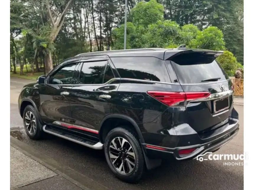 2018 Toyota Fortuner VRZ TRD 4X2 SUV