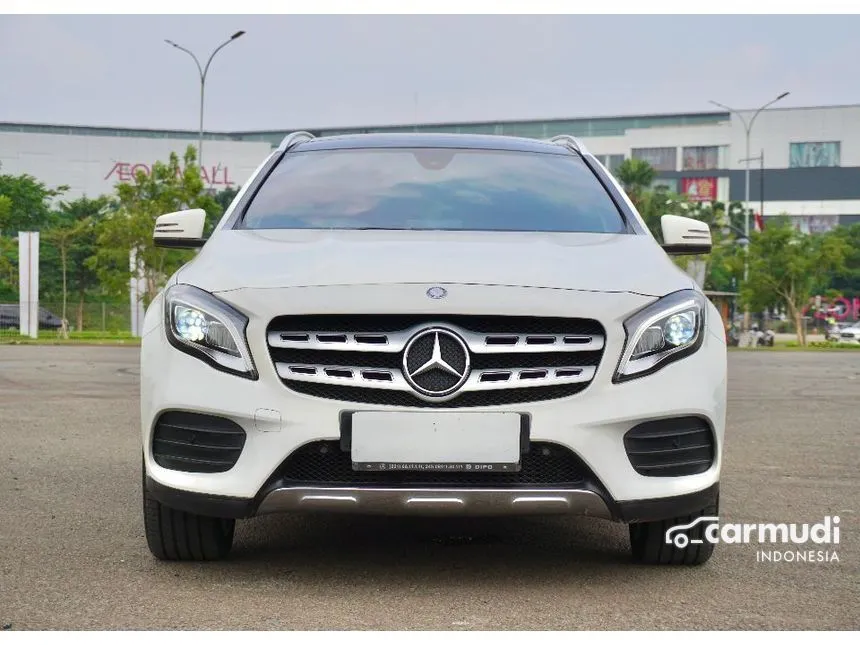 2017 Mercedes-Benz GLA200 AMG Line SUV
