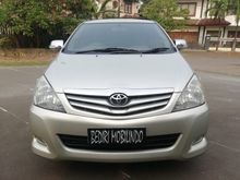 Toyota Kijang Innova 2.0 G Manual Thn.2011 Silver Metalik TDP Murmer Siap Pakai