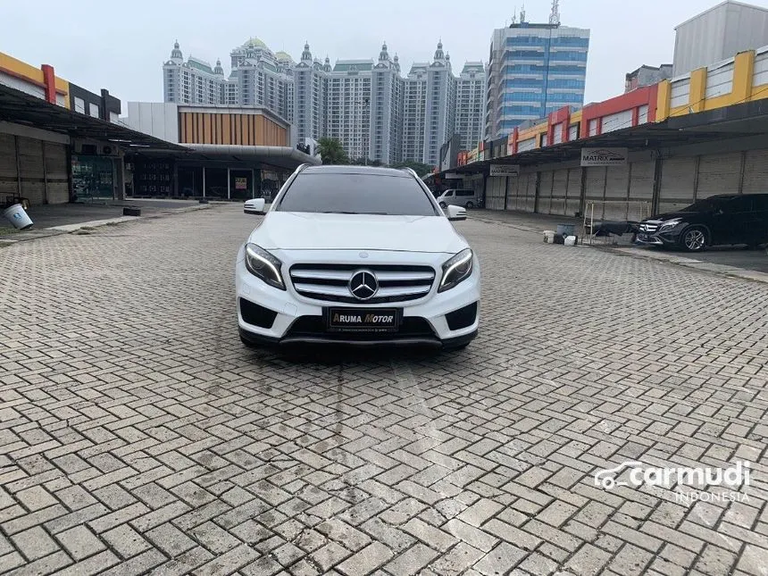 2015 Mercedes-Benz GLA200 Sport SUV