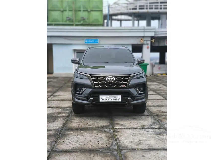 2022 Toyota Fortuner GR Sport 4X2 SUV