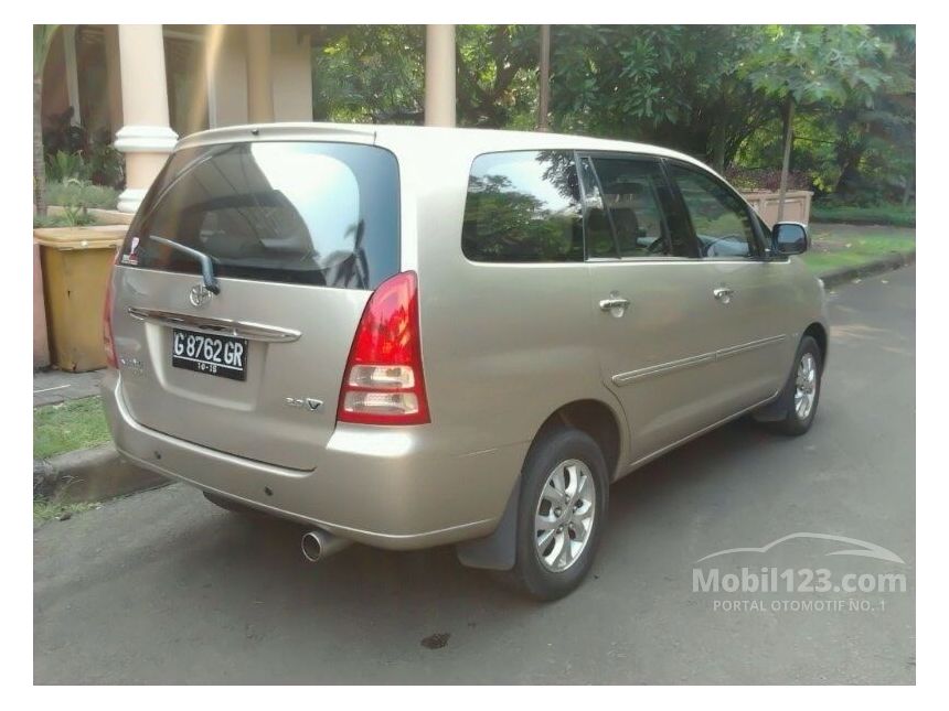 Jual Mobil Toyota Kijang Innova 2005 V 2.0 di Jawa Tengah 