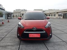 Toyota Sienta 1.5 V AT 2016 Orange Metalik Record