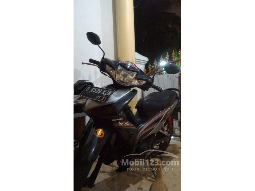 Jual Motor Honda Revo 2011 0.1 di Jawa Barat Manual Others Hitam Rp 5.