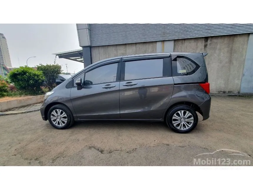 2013 Honda Freed S MPV