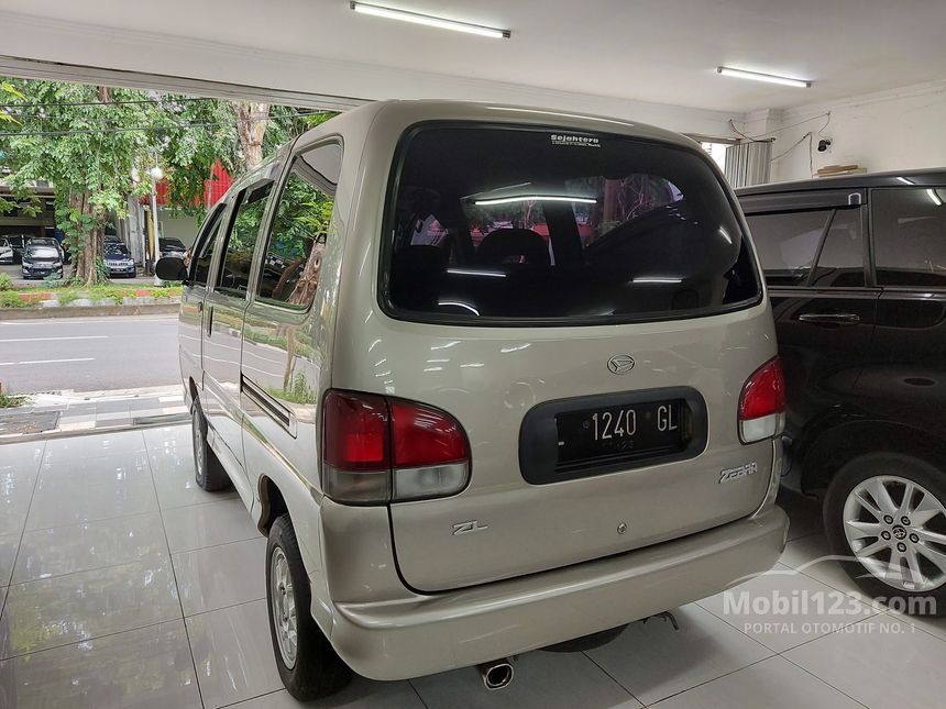 Jual Mobil  Daihatsu  Zebra  2003 ZL  1 3 di Jawa Timur Manual 