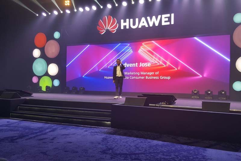 Huawei nova 3i Tawarkan Pengalaman Selfie lewat 4 Kamera AI 2