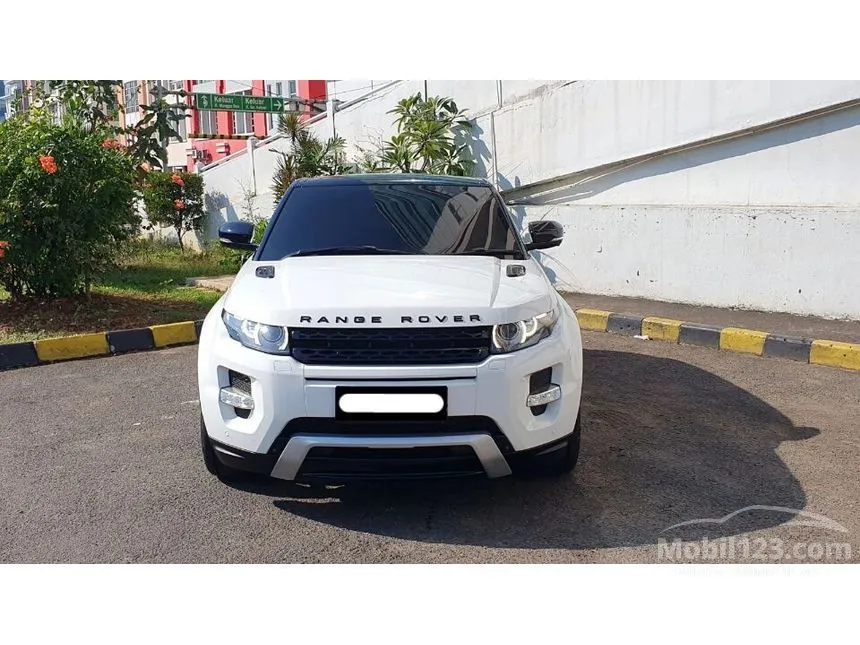 Jual Mobil Land Rover Range Rover Evoque 2012 Dynamic Luxury Si4 2.0 di DKI Jakarta Automatic Coupe Putih Rp 413.000.000