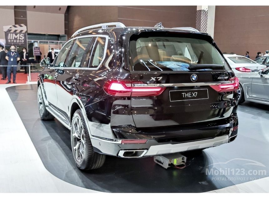 2021 BMW X7 xDrive40i Pure Excellence Wagon