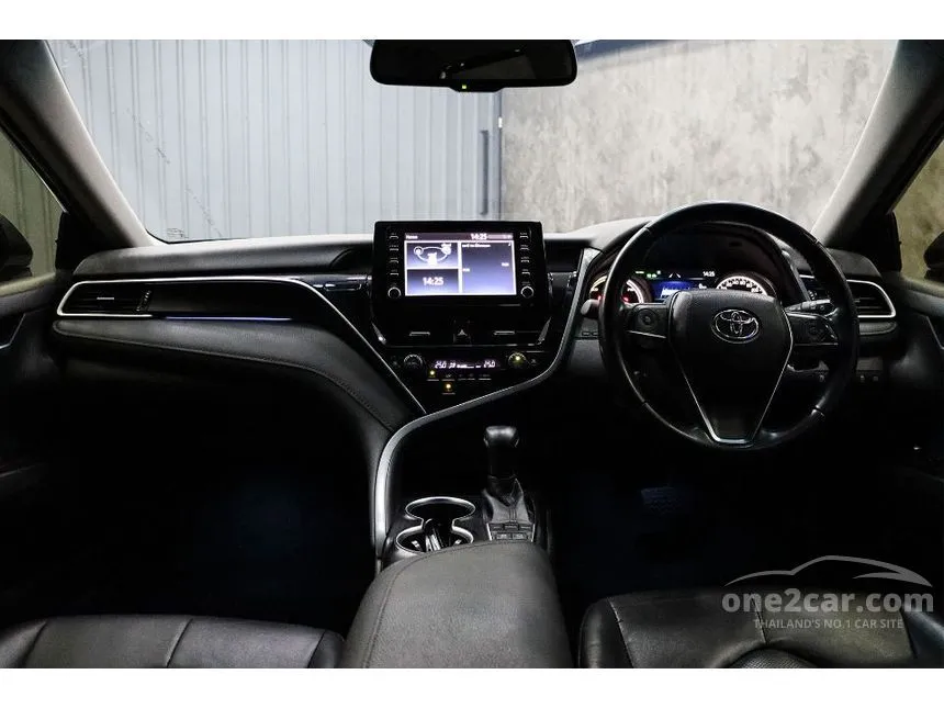 2022 Toyota CAMRY HEV Premium Sedan