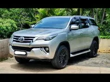 2016 Toyota Fortuner 2.7 SRZ SUV silver bensin cash credit proses bisa dibantu